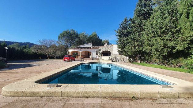Foto 1 de Casa en venda a Villalonga de 4 habitacions amb terrassa i piscina