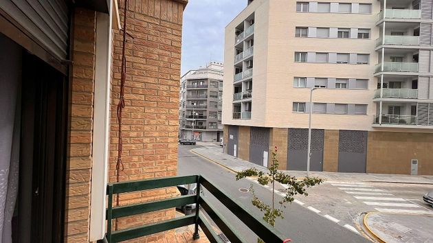 Foto 2 de Piso en venta en Poble Nou de 3 habitaciones con terraza y garaje