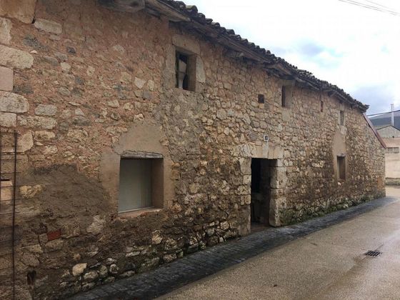 Foto 1 de Venta de chalet en Villalbilla de Burgos de 1 habitación con jardín