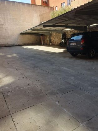 Foto 2 de Garatge en lloguer a Plaza España - Villa Pilar - Reyes Católicos - Vadillos de 886 m²