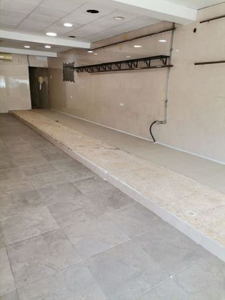 Foto 2 de Alquiler de local en calle Aldaya de 94 m²