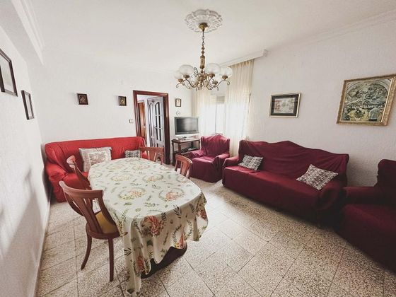 Foto 2 de Piso en venta en La Caleta - La Viña de 4 habitaciones con terraza y aire acondicionado
