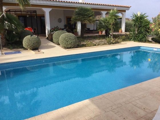Foto 1 de Xalet en venda a San Juan de los Terreros de 4 habitacions amb terrassa i piscina