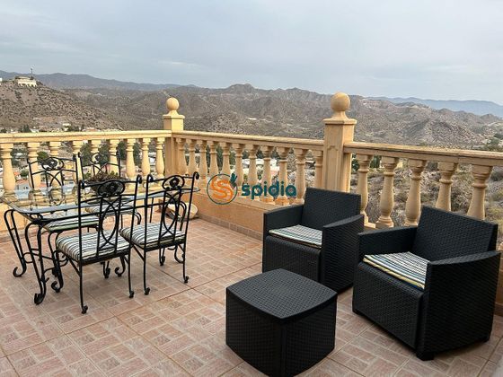 Foto 1 de Xalet en venda a Águilas ciudad de 4 habitacions amb terrassa i piscina