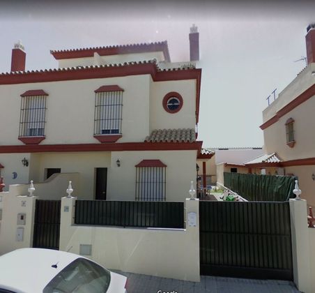 Foto 2 de Casa en venda a calle Manuel Jesús El Cid de 3 habitacions i 144 m²