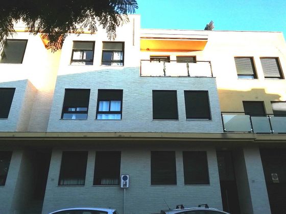 Foto 2 de Pis en venda a calle La Pau de 3 habitacions amb terrassa i garatge