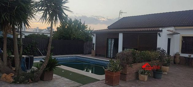 Foto 1 de Casa en venda a Tablero Bajo - Arruzafilla de 5 habitacions amb piscina i aire acondicionat