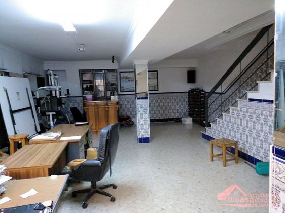Foto 2 de Casa en venda a Fuensanta- Arcángel de 4 habitacions amb terrassa i garatge