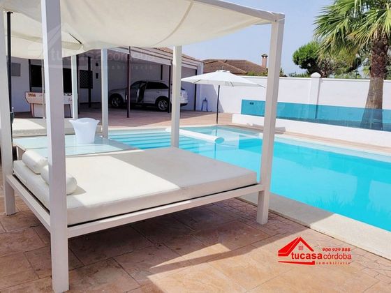 Foto 1 de Casa rural en venda a Zona Centro de 2 habitacions amb terrassa i piscina