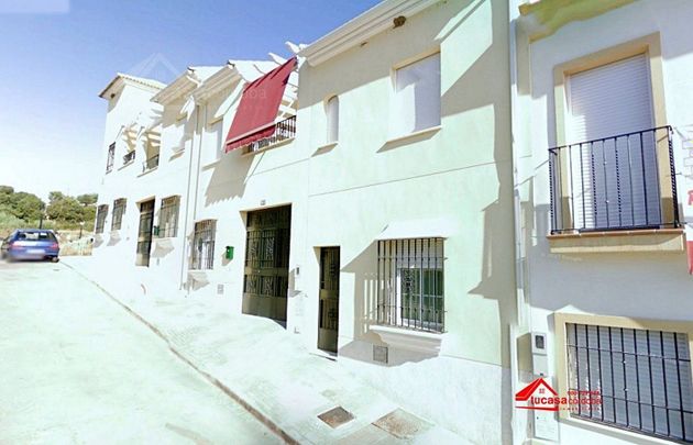 Foto 1 de Casa en venta en Almodóvar del Río de 3 habitaciones con terraza y aire acondicionado