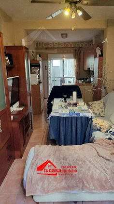 Foto 2 de Venta de casa en Fernán-Núñez de 3 habitaciones con calefacción