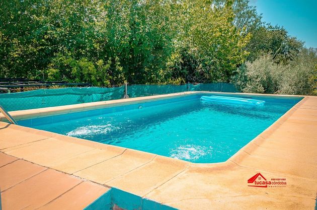 Foto 1 de Casa rural en venta en Almodóvar del Río de 3 habitaciones con piscina y calefacción