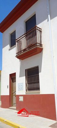 Foto 1 de Casa en venda a San Sebastián de los Ballesteros de 3 habitacions amb aire acondicionat i calefacció