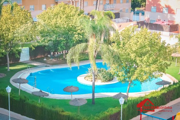 Foto 1 de Pis en venda a Arroyo del Moro - Noreña de 3 habitacions amb terrassa i piscina