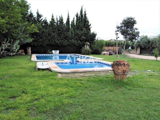 Foto 1 de Chalet en venta en Ontinyent de 4 habitaciones con piscina y jardín