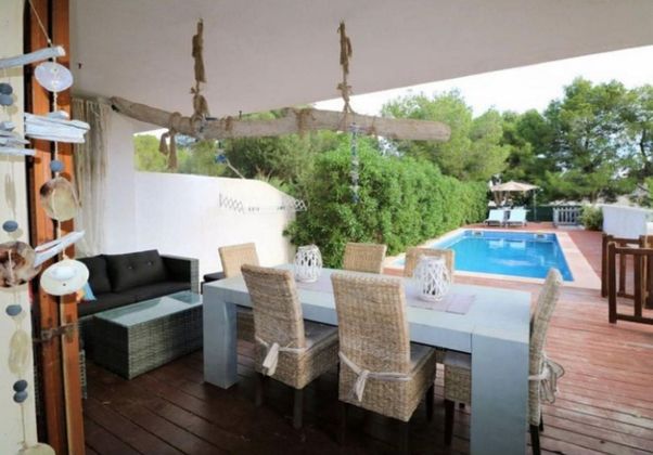 Foto 1 de Pis en lloguer a Cala Magrana-Cala Anguila-Cala Mendia de 3 habitacions amb terrassa i piscina