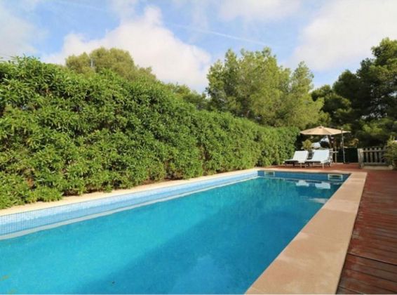 Foto 2 de Pis en lloguer a Cala Magrana-Cala Anguila-Cala Mendia de 3 habitacions amb terrassa i piscina