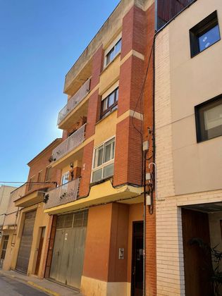 Foto 1 de Pis en venda a calle Sant Jordi de 4 habitacions amb balcó