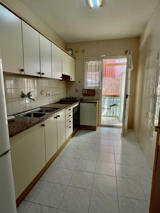 Foto 2 de Piso en venta en Valls de 4 habitaciones con terraza y aire acondicionado