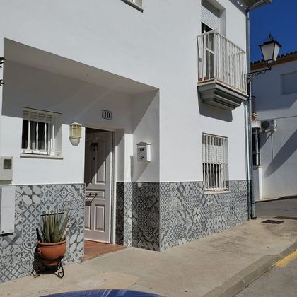 Foto 1 de Venta de casa en Prado del Rey de 4 habitaciones con balcón y aire acondicionado