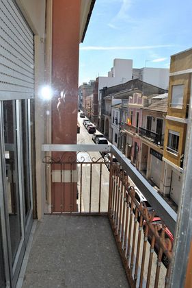Foto 2 de Casa en venda a Benifaió de 7 habitacions amb terrassa i balcó