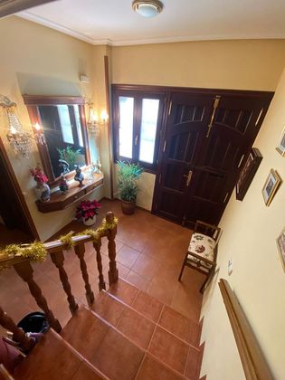 Foto 2 de Dúplex en venda a Linares de 4 habitacions amb terrassa i balcó
