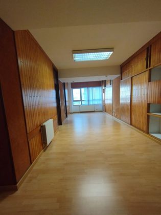 Foto 2 de Alquiler de oficina en calle Rio de Monelos de 85 m²