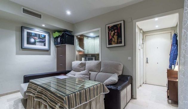 Foto 2 de Venta de piso en calle José Zorrilla de 1 habitación con muebles y aire acondicionado