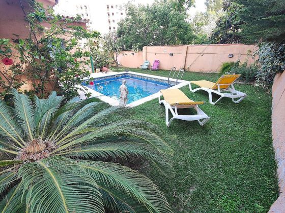 Foto 2 de Venta de chalet en calle Del Palau de 3 habitaciones con terraza y piscina