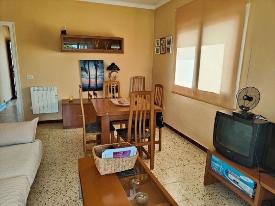 Foto 2 de Pis en venda a Escala, L´ de 3 habitacions amb terrassa i calefacció