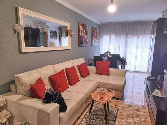 Foto 1 de Piso en venta en Riu de 2 habitaciones con balcón y aire acondicionado