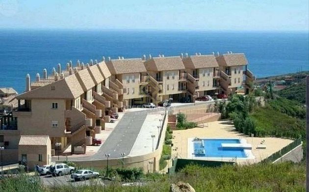 Foto 1 de Pis en venda a La Alcaidesa de 2 habitacions amb terrassa i piscina