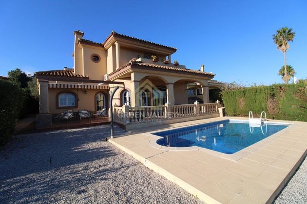 Foto 1 de Casa en venda a La Alcaidesa de 6 habitacions amb terrassa i piscina
