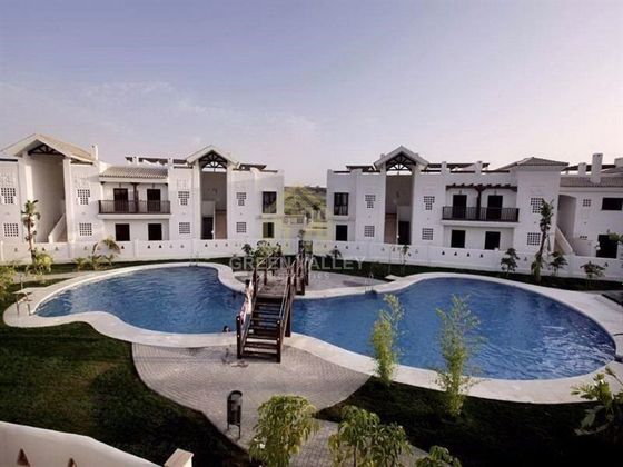 Foto 1 de Ático en venta en San Roque de 2 habitaciones con terraza y piscina