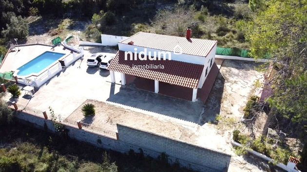 Foto 1 de Chalet en venta en Xàtiva de 3 habitaciones con terraza y piscina