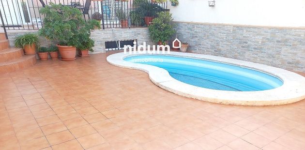 Foto 2 de Casa en venda a Novelé/Novetlè de 4 habitacions amb terrassa i piscina