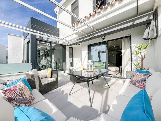 Foto 1 de Casa en venta en Monterrey - Rancho Domingo de 4 habitaciones con terraza y piscina