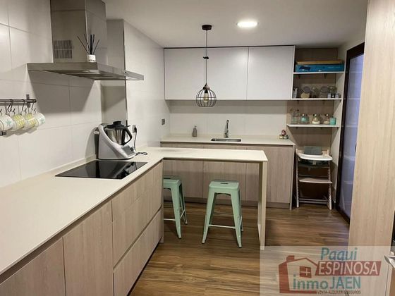 Foto 1 de Dúplex en venda a Torredonjimeno de 4 habitacions amb terrassa i garatge
