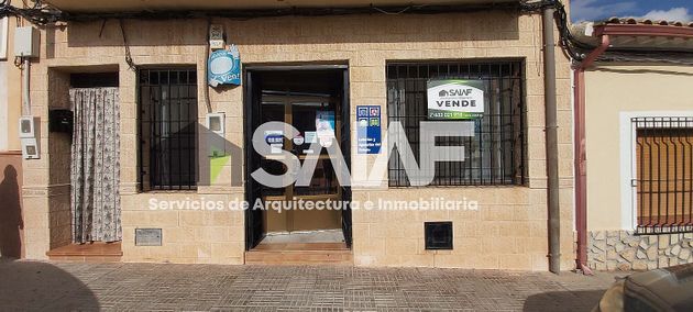 Foto 2 de Edifici en venda a avenida De la Libertad de 331 m²