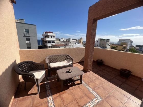 Foto 1 de Casa en venda a Fasnia de 3 habitacions amb terrassa i balcó