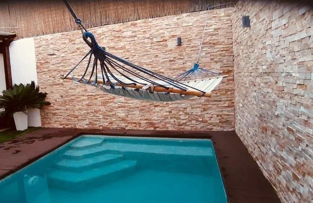 Foto 1 de Casa en venda a calle Malaga de 2 habitacions amb piscina i jardí