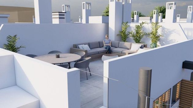 Foto 2 de Ático en venta en Zona Poniente de 3 habitaciones con terraza y piscina