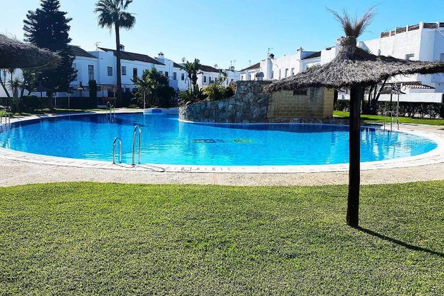 Foto 1 de Casa en venda a Ctra de La Playa - La Coquina de 4 habitacions amb piscina i jardí
