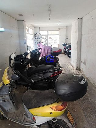 Foto 2 de Venta de garaje en Puerto Real de 320 m²