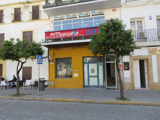 Foto 1 de Local en venda a Centro - Puerto de Santa María (El) de 196 m²