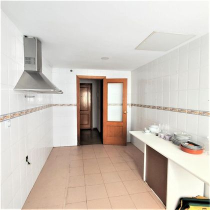 Foto 2 de Venta de piso en Cortadura - Zona Franca  de 4 habitaciones con terraza y aire acondicionado