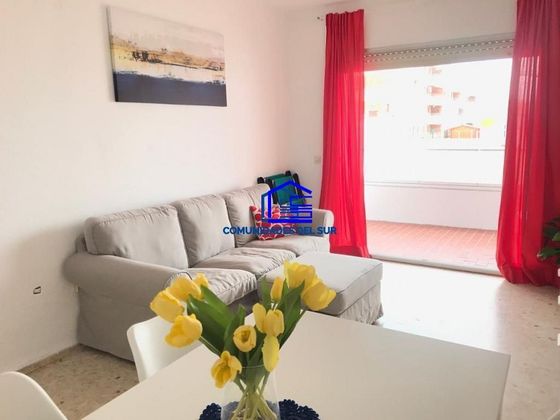 Foto 2 de Pis en lloguer a Cortadura - Zona Franca  de 2 habitacions amb terrassa i mobles