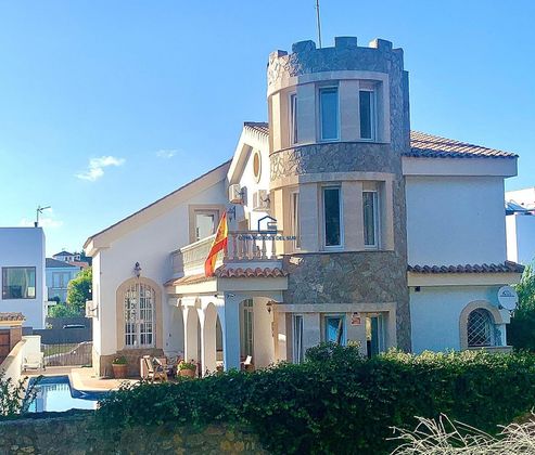 Foto 1 de Casa en lloguer a Vistahermosa  - Fuentebravía de 3 habitacions amb terrassa i piscina
