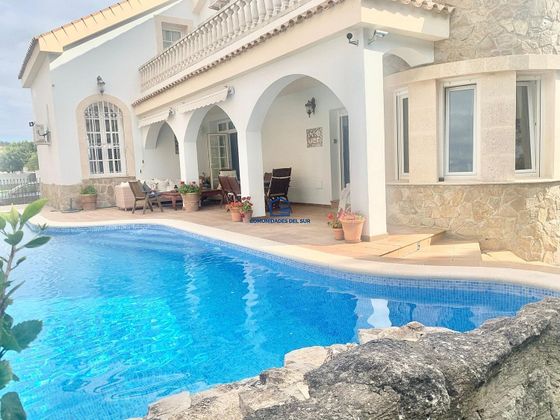 Foto 2 de Casa en lloguer a Vistahermosa  - Fuentebravía de 3 habitacions amb terrassa i piscina