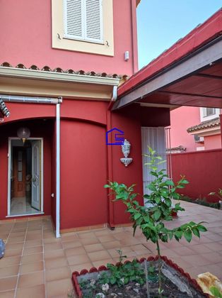 Foto 2 de Casa adossada en lloguer a Vistahermosa  - Fuentebravía de 4 habitacions amb jardí i aire acondicionat